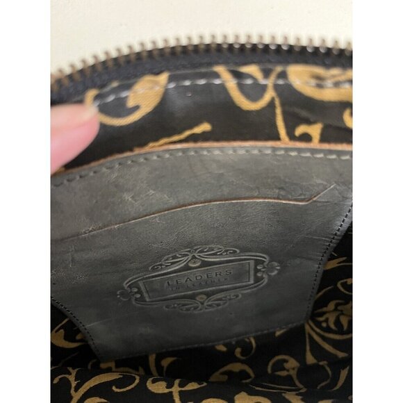 Leaders In Leather Wristlet Embossed Gray Leather Small - Picture 8 of 9
